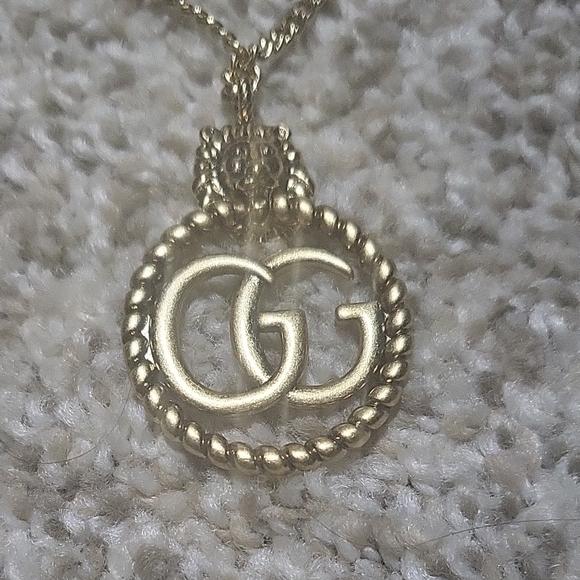 Gucci Gold Double G Rope-Trim Pendant Necklace - Picture 2 of 3